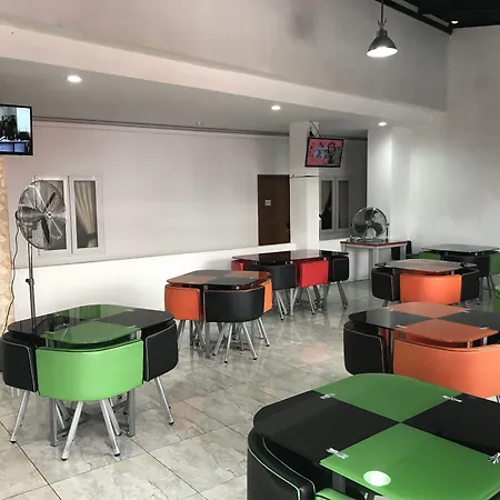 Oyo 1825 Marcopolo Homestay-2
