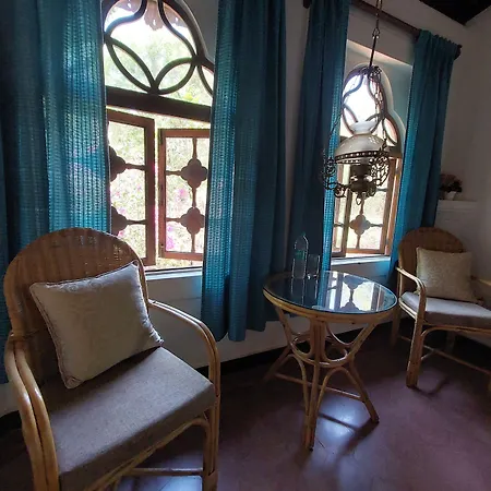 Marbella Guest House-3