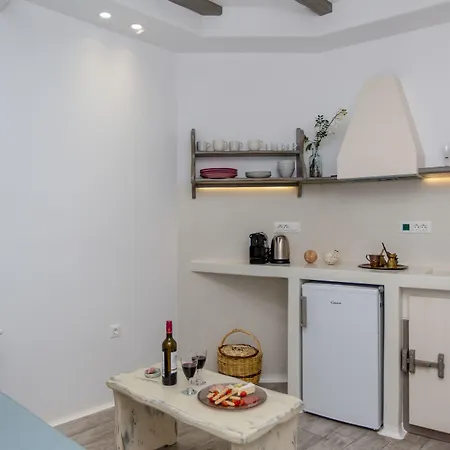 Emery Suites-2