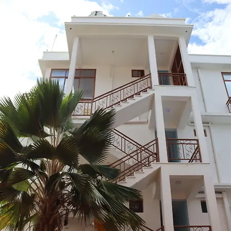 Mocco Beach Villa-3