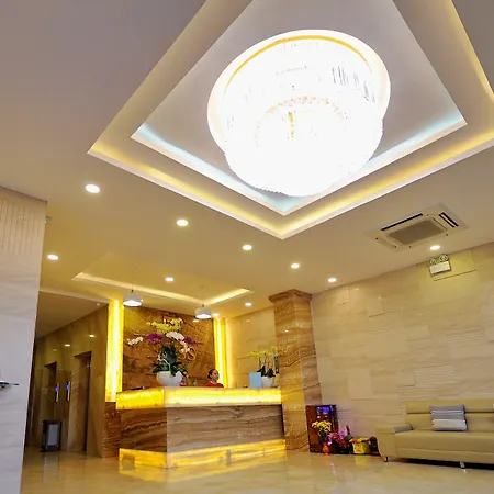 Boss Hotel-2