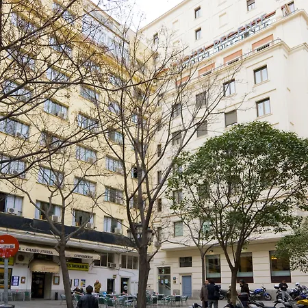 Madvibes Hostel Gran Via-2