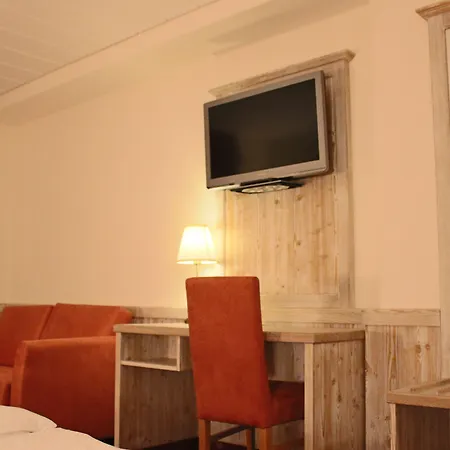 Central-Hotel-2