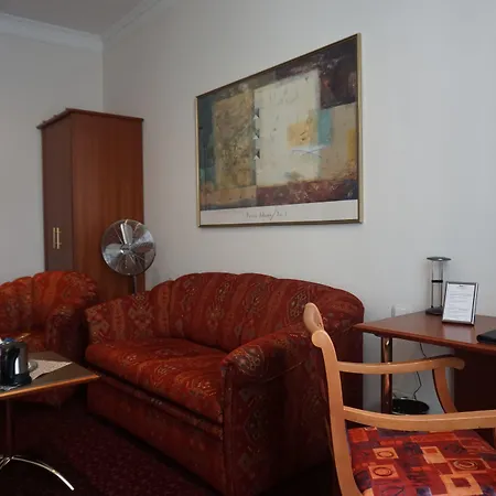 Hotel Am Schloss Aurich-2