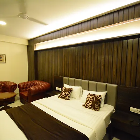 Hotel 24 Seven Nashik-3