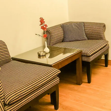 Hotel Haris Court Lajpat Nagar-2