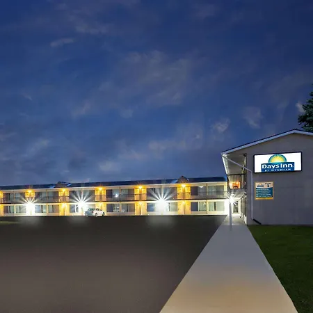 Days Inn By Wyndham Birch Run-2