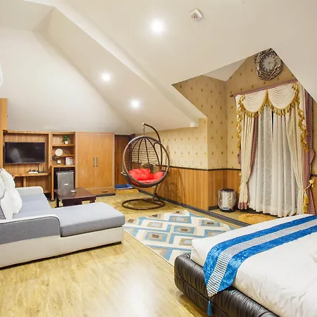 Royal Empire Boutique Hotel-2