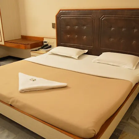 Hotel Padmam-2
