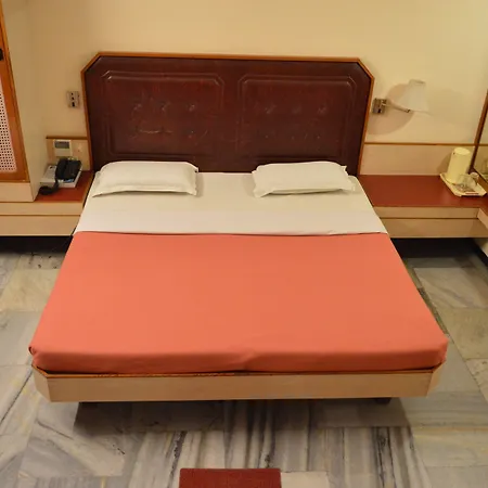 Hotel Padmam-3