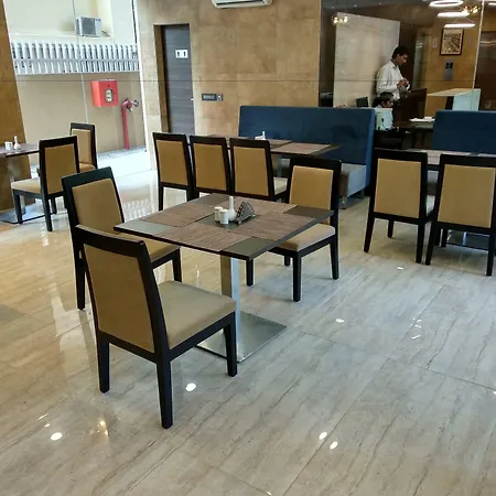 Hotel Mumbai House Andheri East, Mumbai-3