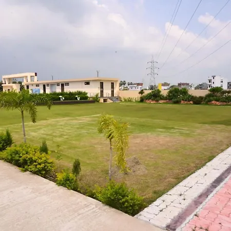 Divine Hotel And Resorts-2