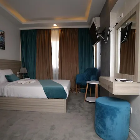 Mar Charbel Hotel Cairo-3