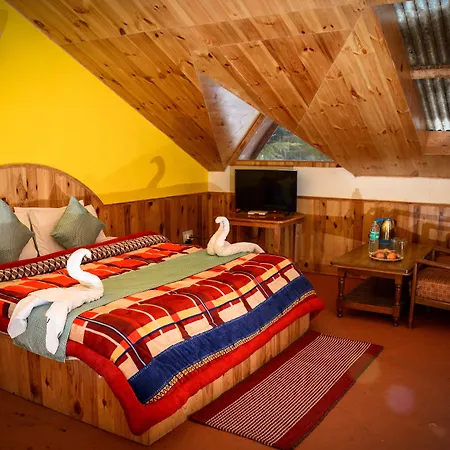 Hotel Rajhans Manali-3