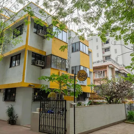 Itsy Hotels Bindra Elite-2