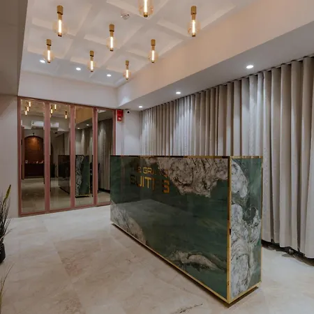Hotel The Grand Suites-2