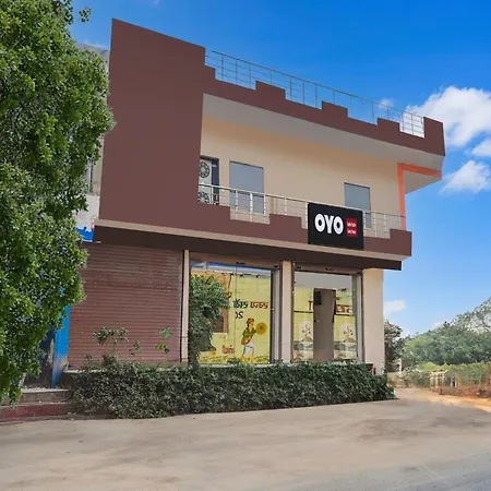 Hotel O Radhe Stay-3