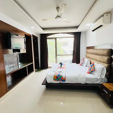 Hotel Everyday - C R Park-3