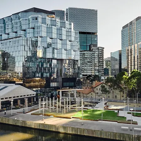 1 Hotel Melbourne-2