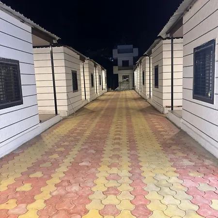 Hotel Tulsi Inn-3