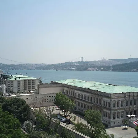 Ciragan Hotel Bosphorus-3