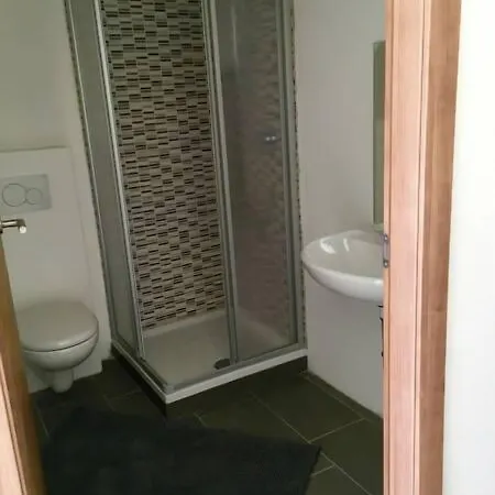 Iceman Rooms-3