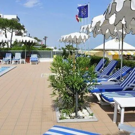 Hotel Plaza Esplanade-3