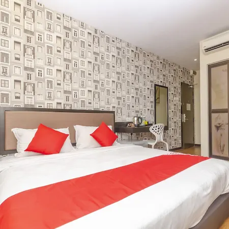 Super Oyo 1214 Oro Hotel-3