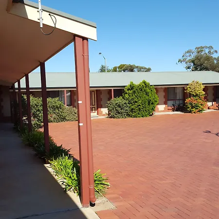 Gateway Motor Inn-3