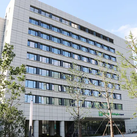 Holiday Inn Express Wuxi Taihu New City By Ihg-2