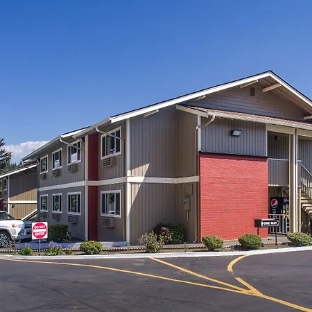 Coachman Inn-2