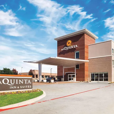 La Quinta By Wyndham Dallas Northeast-Arboretum-2