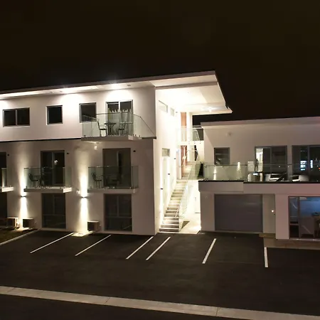103 Prince Of Bealey Motel-2