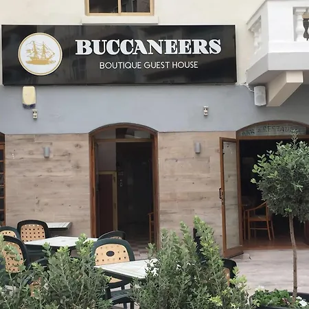 Buccaneers Boutique Guest House-2