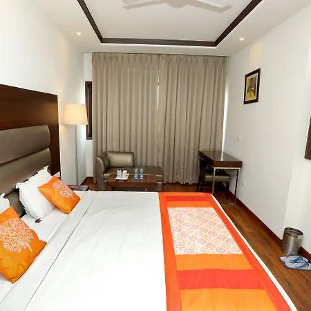 Hotel The R Blues - Near Igi Airport New Delhi-2