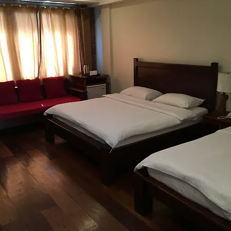 Mango Valley Hotel 1-2