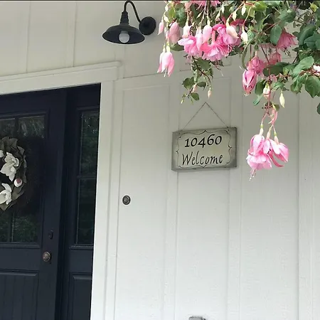 Snowgoose Pond Bed & Breakfast-3