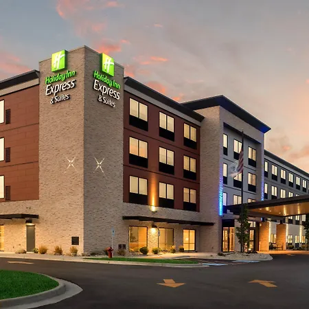 Holiday Inn Express & Suites Racine By Ihg-3
