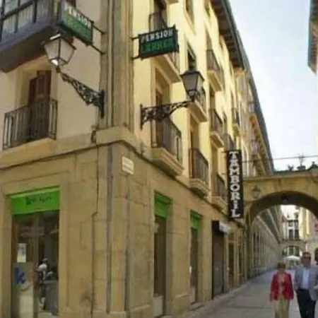 Pension Larrea-2