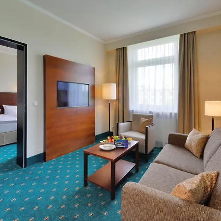 Hotel Der Lindenhof-2
