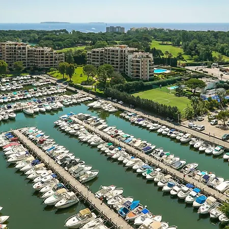 Cannes Marina Appart Hotel Mandelieu-3