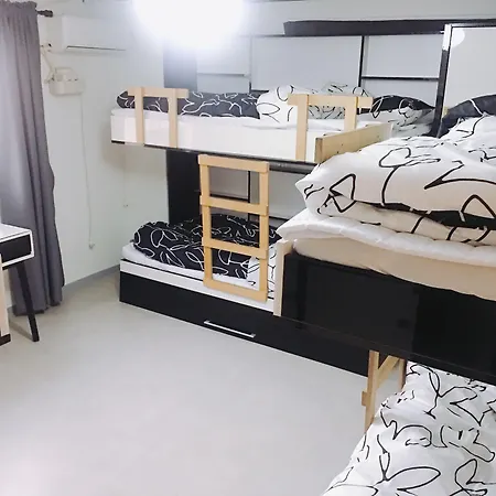Lux Guesthouse-3