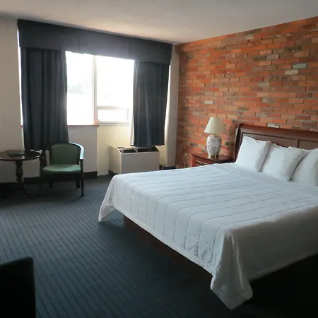 Hotel 89 Yorkville-3