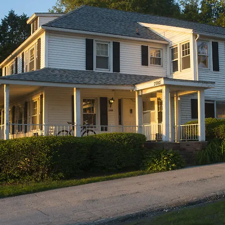 Lake Bomoseen Lodge-2