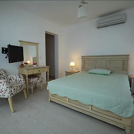 Elda Köyiçi Alaçatı-2