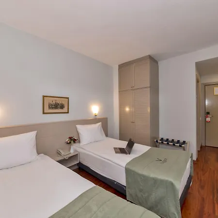 Febor Park Istanbul Levent Hotel-3