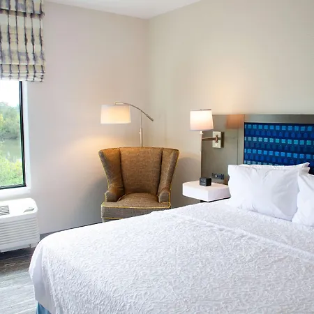 Hampton Inn Lebanon-3