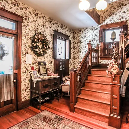 Hollerstown Hill Bed And Breakfast-3