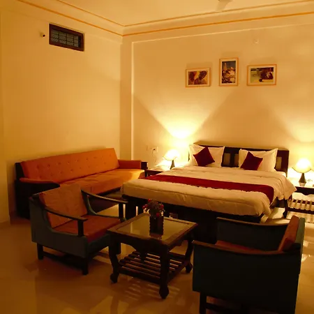 Hotel Nahargarh Palace-3