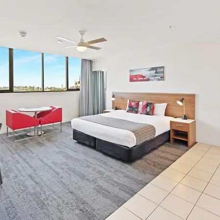 Hotel Diana South Brisbane-3